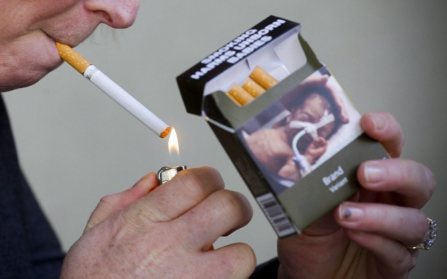 dohányzásellenes Franciaországban